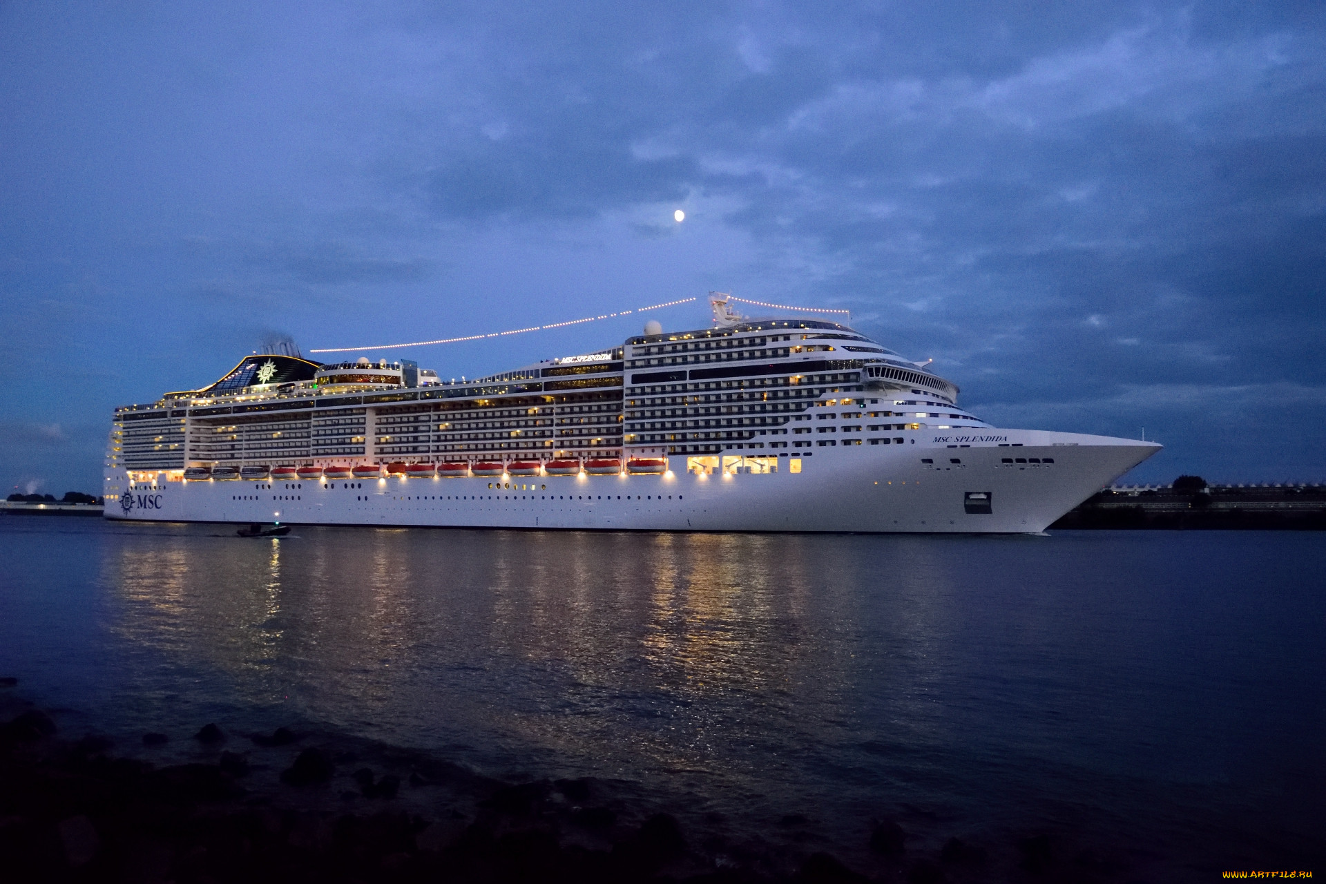 Круизный лайнер msc splendida фото